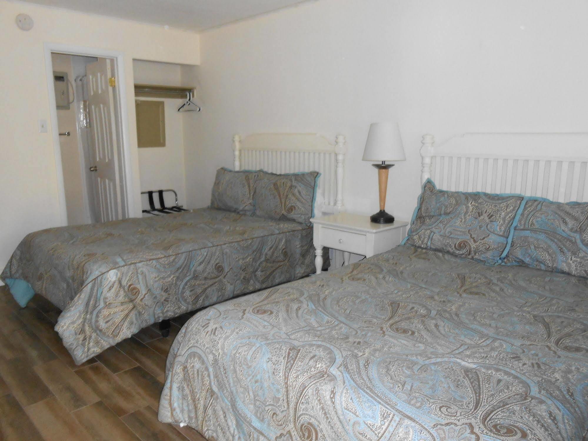 Meris Gardens B&B Bethany Beach Extérieur photo
