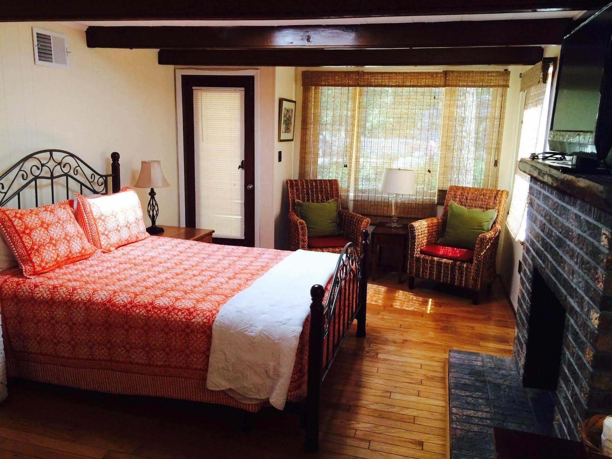 Meris Gardens B&B Bethany Beach Extérieur photo