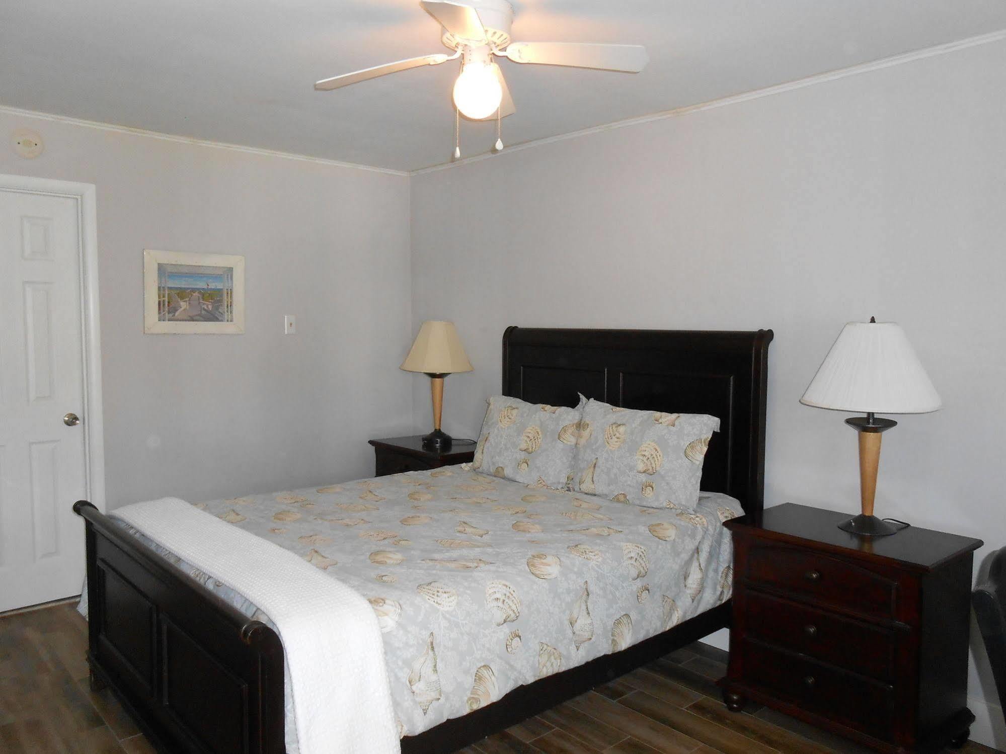 Meris Gardens B&B Bethany Beach Extérieur photo