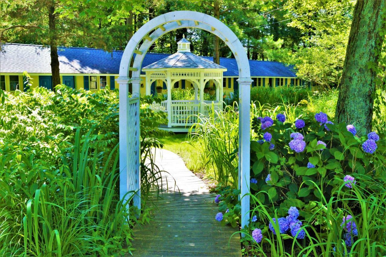 Meris Gardens B&B Bethany Beach Extérieur photo