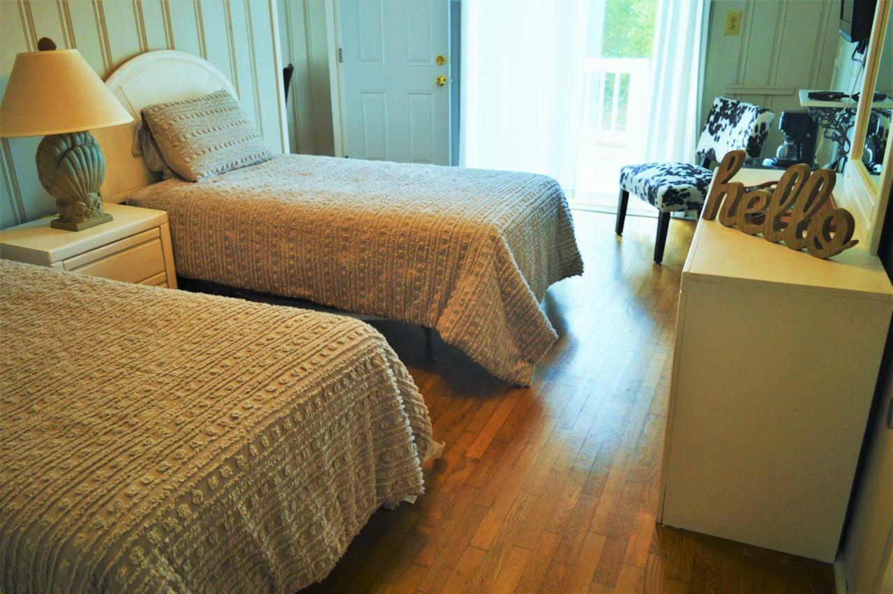Meris Gardens B&B Bethany Beach Extérieur photo